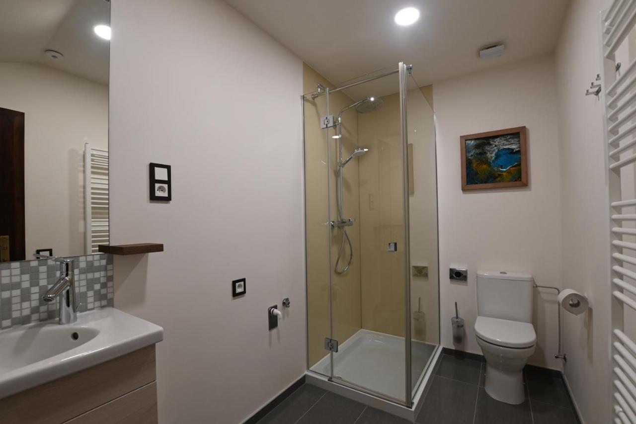Apartmany Spessart Хомутов Екстериор снимка